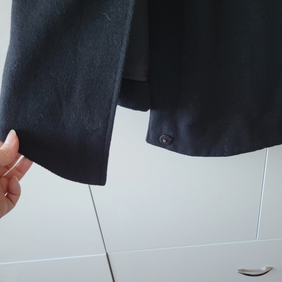 Elie Tahari Black Wool Blend Cape Coat - Picture 6 of 13